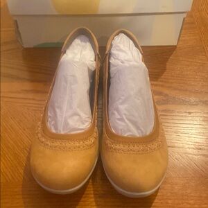 Earth Origins Tan Flats